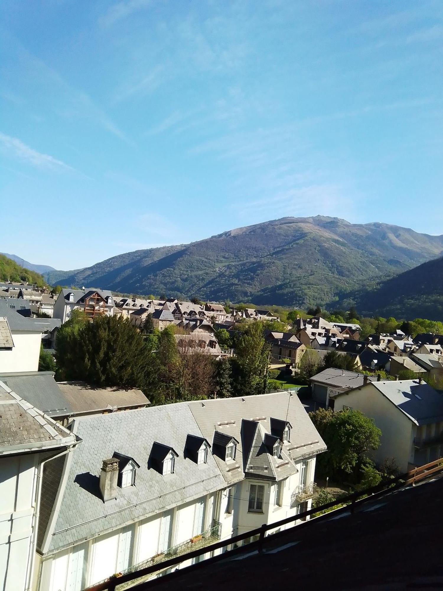 Appartement Au Coeur De Luchon Bagnères-de-Luchon Esterno foto